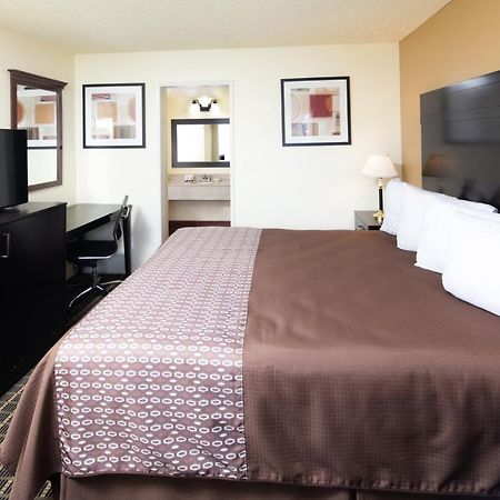 Red Lion Inn & Suites Redding Εξωτερικό φωτογραφία