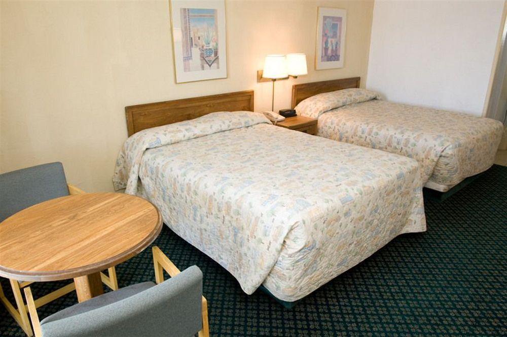 Red Lion Inn & Suites Redding Εξωτερικό φωτογραφία