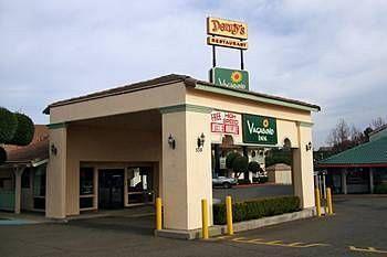 Red Lion Inn & Suites Redding Εξωτερικό φωτογραφία